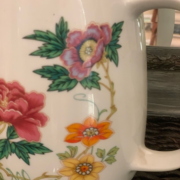 Ceramic Floral Tea Pitcher - Picture 4 of 10